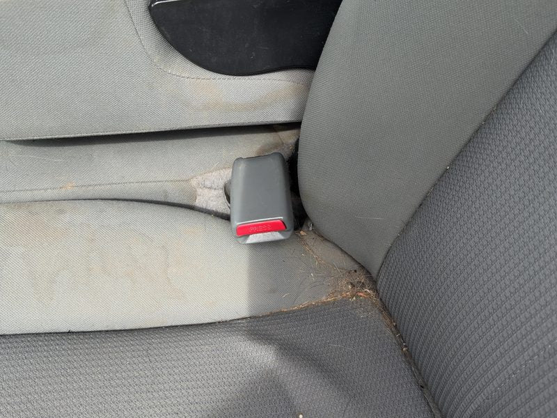 2005-2011 Dodge Dakota (mid-size) Front Seat Belt LH
