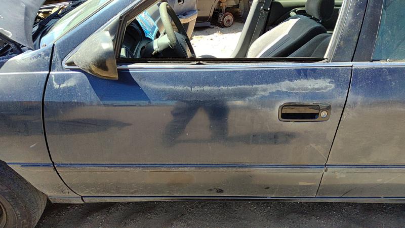 1997-2001 Toyota Camry Front Door LH