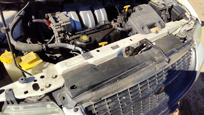 1996-2000 Chrysler Town & Country Radiator Support