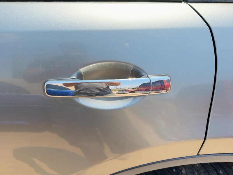 2003-2008 Infiniti FX Series Outside Door Handle LH
