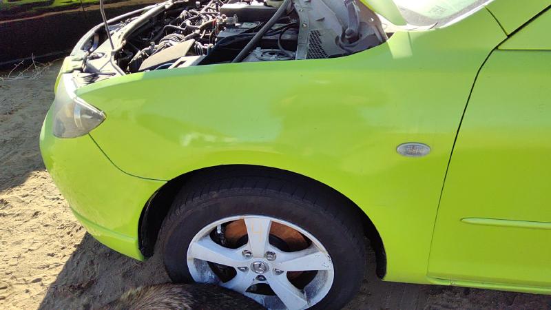 2004-2009 Mazda 3 Fender LH