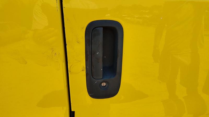 1996-2009 Chevrolet Van Express 3500 Series Outside Door Handle RH