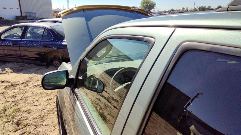 2005-2007 Ford Escape Front Door LH