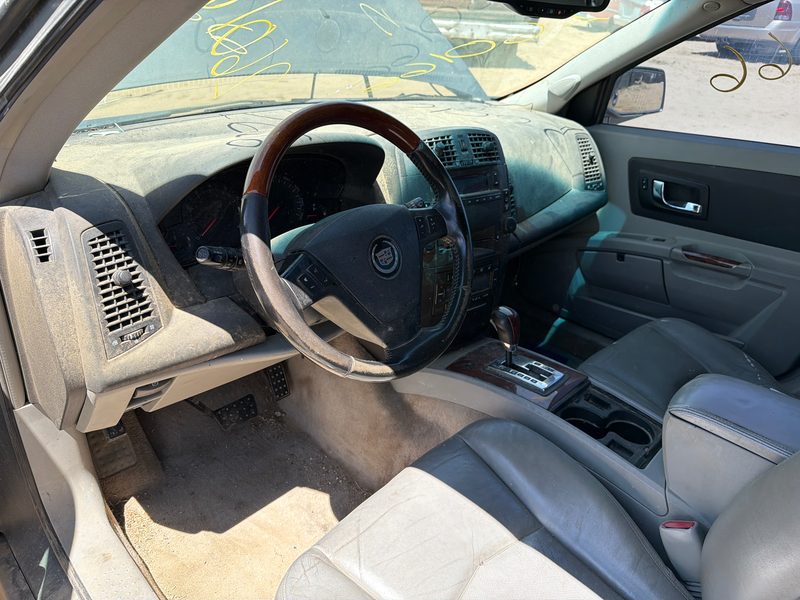 2004 Cadillac SRX Vehicle Unit Complt.
