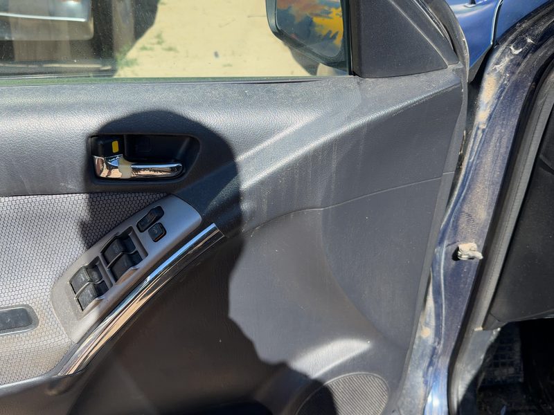 2005-2008 Toyota Matrix Front Door Trim Panel LH