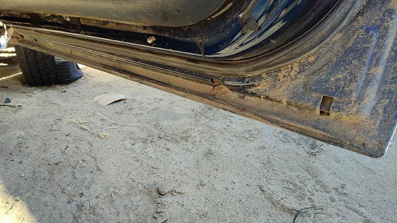 2001-2003 Dodge Caravan Front Door RH