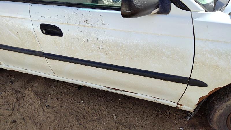 1995-1999 Subaru Legacy/ Outback Front Door RH
