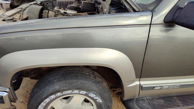 1988-2002 Chevy/gmc Suburban 1500 Series Fender LH