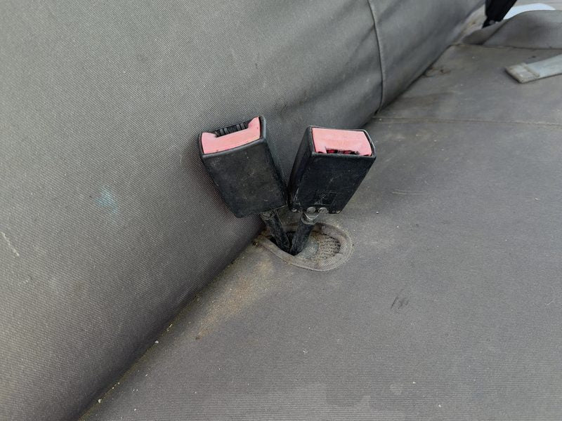 2005 Ford F350 Super Duty Pickup Front Seat Belt RH