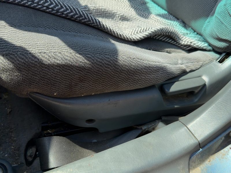 1997 Honda Civic (see Also Delsol & Crx) Seat Track LH