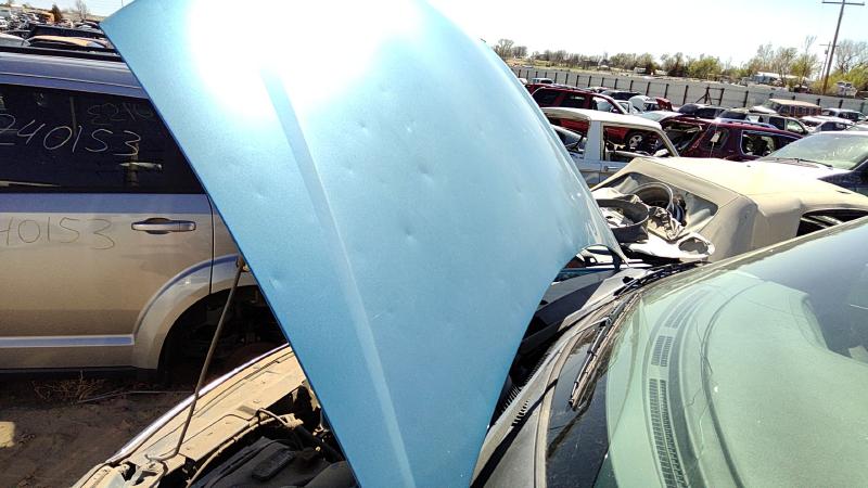 1999-2003 Ford Windstar Hood