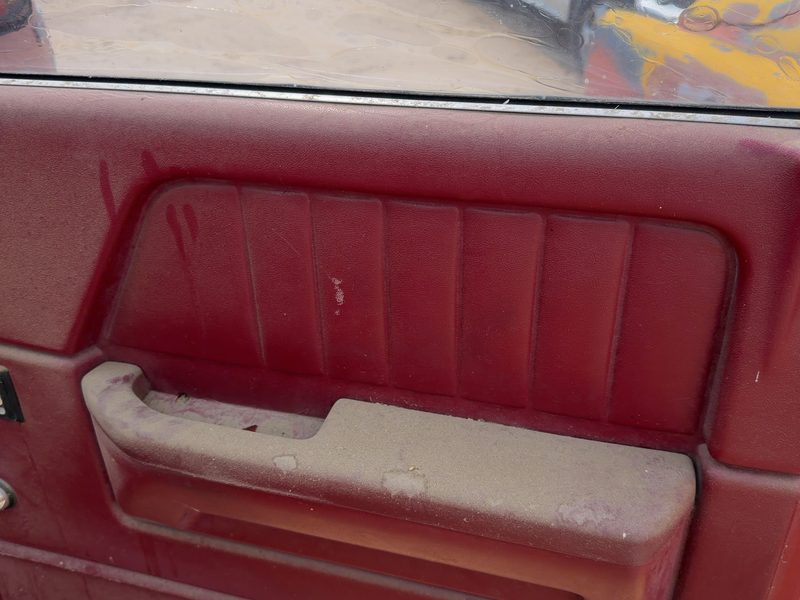 1991 Dodge Dakota (mid-size) Front Door Trim Panel RH