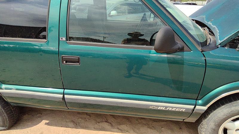 1994-1997 Blazer S10/jimmy S15 Front Door RH