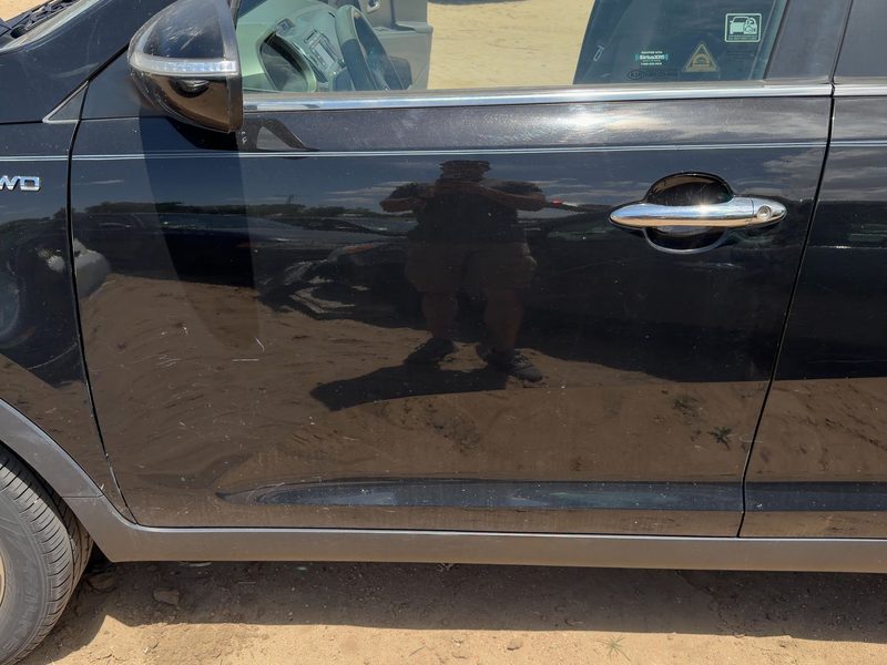 2010-2016 Kia Sportage Front Door LH