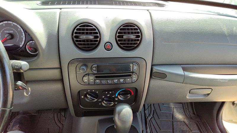 2005-2007 Jeep Liberty Dash Panel