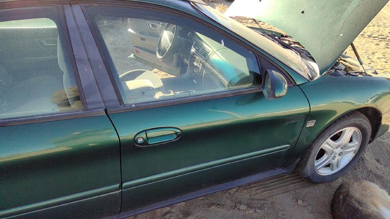 2000-2007 Ford Taurus(see Also Taurus X) Front Door RH