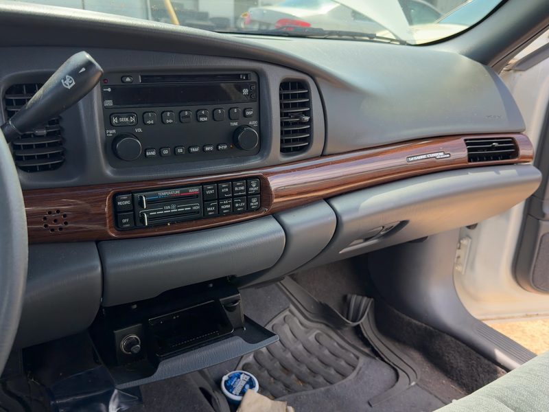 2001-2005 Buick Lesabre (80 & Up) Dash Panel