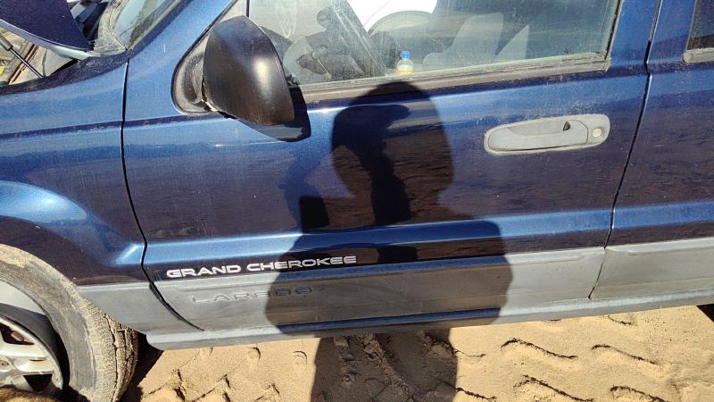 1999-2004 Jeep Grand Cherokee Front Door LH