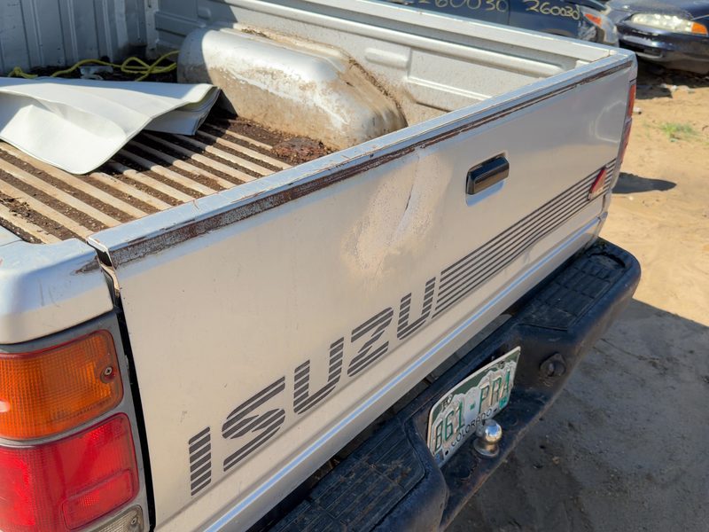 1991-1995 Isuzu Pickup Trunk/Decklid/Hatch/Tailgate