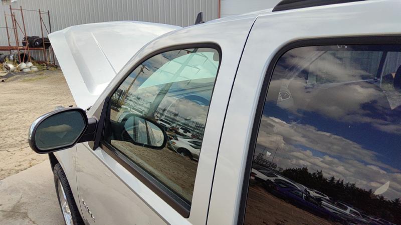 2007-2011 Chevrolet Tahoe Front Door LH