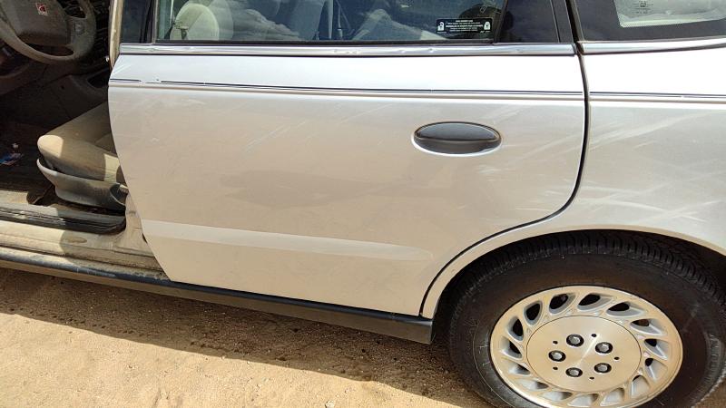 2002 Saturn L Series Rear Door LH