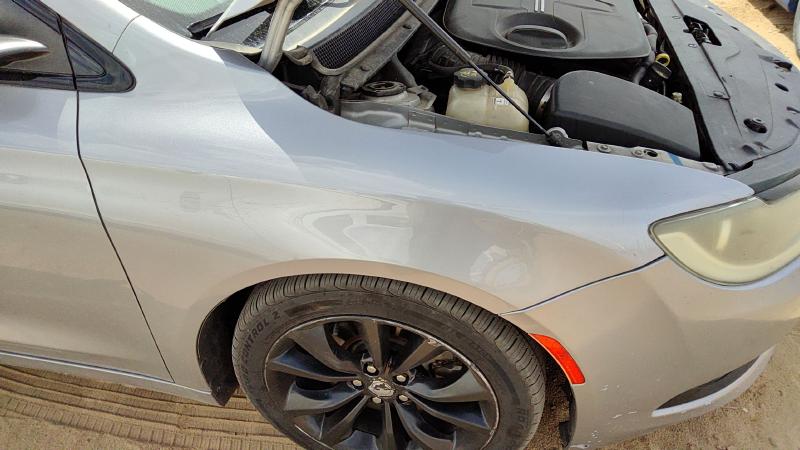 2015-2017 Chrysler 200 Fender RH
