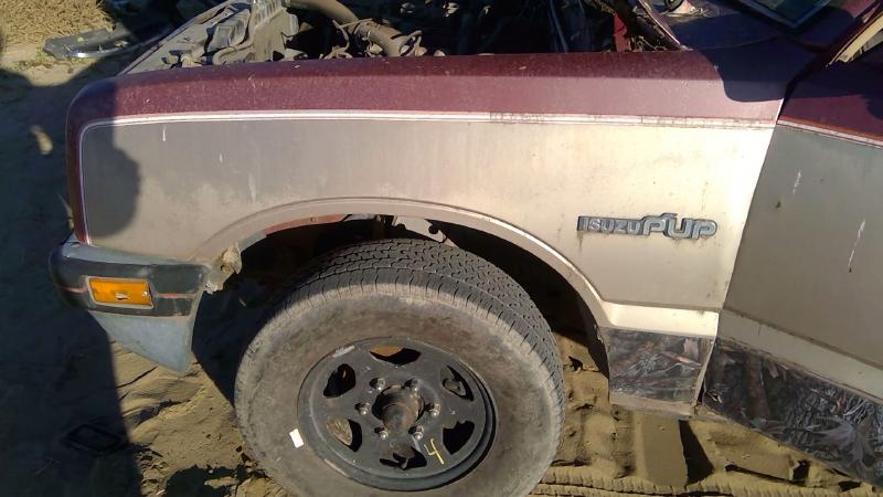 1981-1987 Isuzu Pickup Fender LH