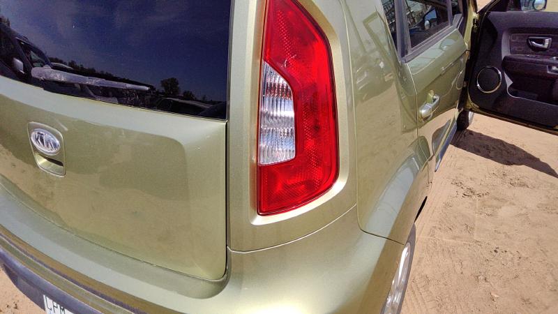 2012 Kia Soul Quarter Panel Moulding RH