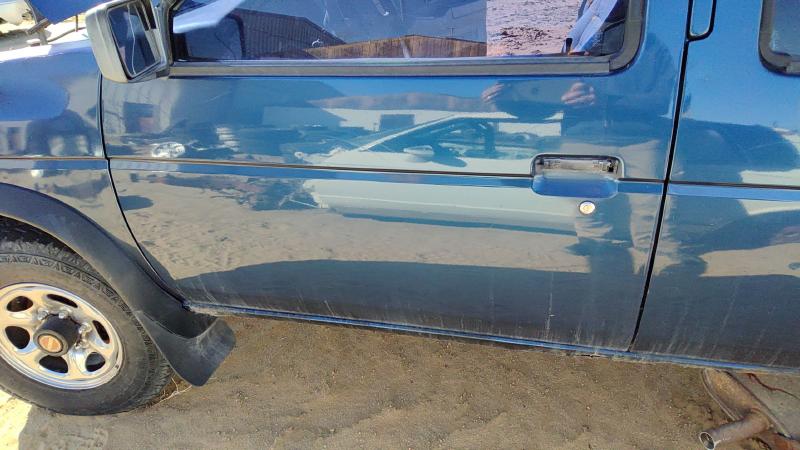 1986-1995 Nissan Pathfinder Front Door LH