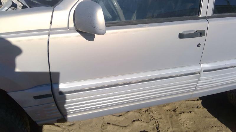 1993-1998 Jeep Grand Cherokee Front Door LH