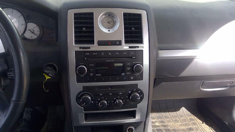2008-2010 Chrysler 300 Dash Panel