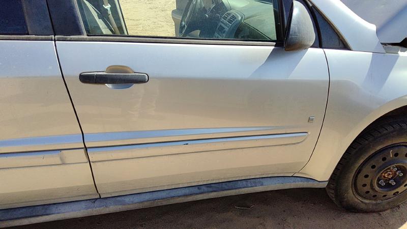 2005-2009 Chevrolet Equinox Front Door RH