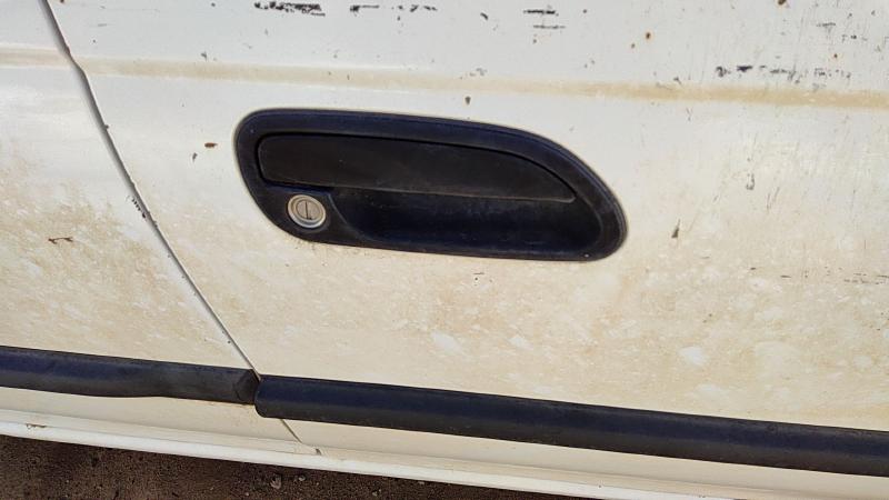 1998 Subaru Legacy/ Outback Outside Door Handle RH
