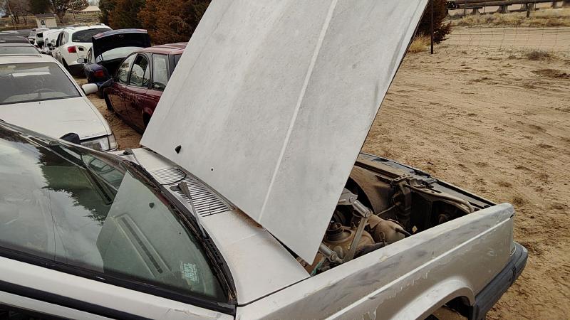 1991-1995 Volvo 740 Hood