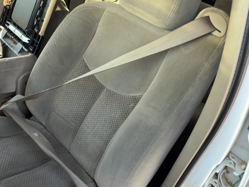 2003-2007 Chevrolet 2500 Silverado Pickup Front Seat Belt LH