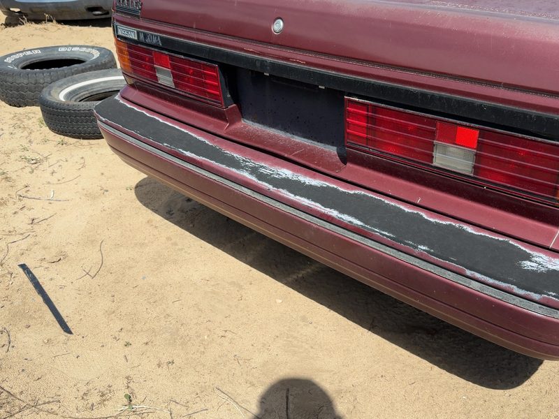 1987-1988 Nissan Maxima Rear Bumper Assembly
