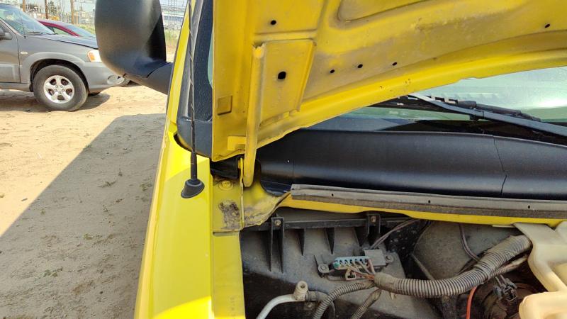 2002 Chevrolet Van Express 3500 Series Hood Hinge RH