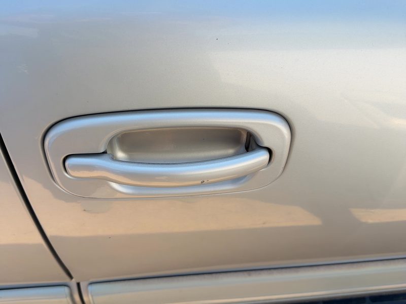 1999-2007 Chevy/gmc Suburban 1500 Series Outside Door Handle RH