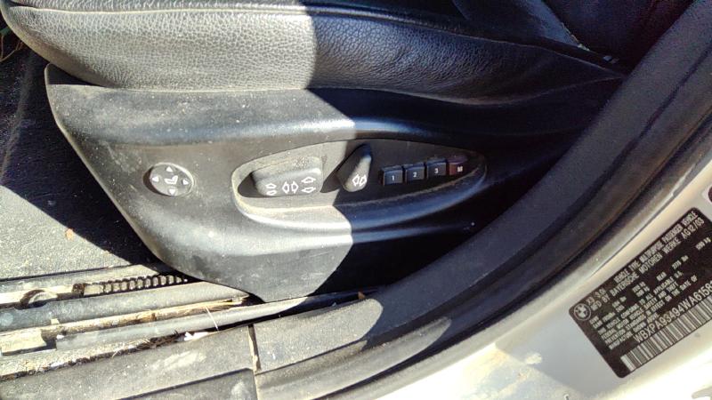 2004 BMW X3 Seat Track