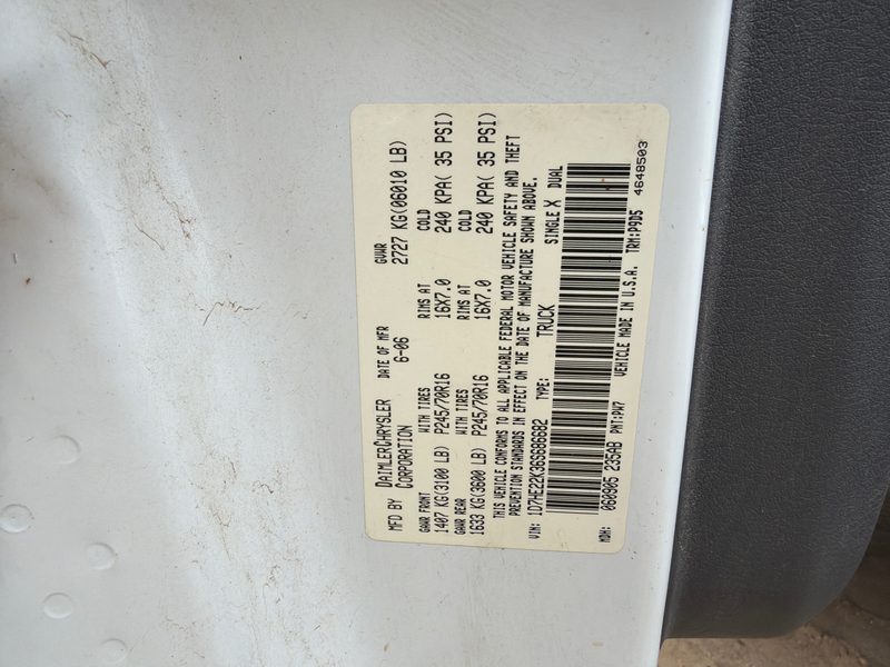2005-2011 Dodge Dakota (mid-size) Front Door Regulator LH