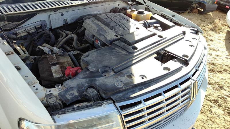 2007-2017 Lincoln Navigator Radiator Support