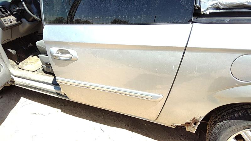2001-2007 Chrysler Town & Country Rear Door LH