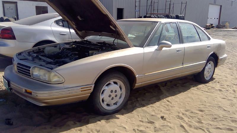 1991-1999 Oldsmobile Eighty-eight (80 & Up) Radiator