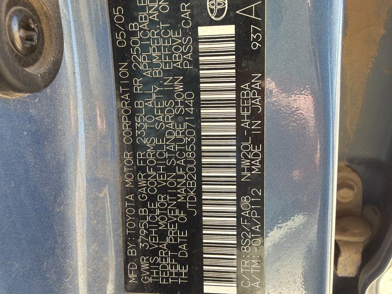 2004-2015 Toyota Prius Front Door Regulator RH