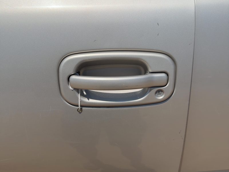 1999-2007 Chevy/gmc Suburban 1500 Series Outside Door Handle LH