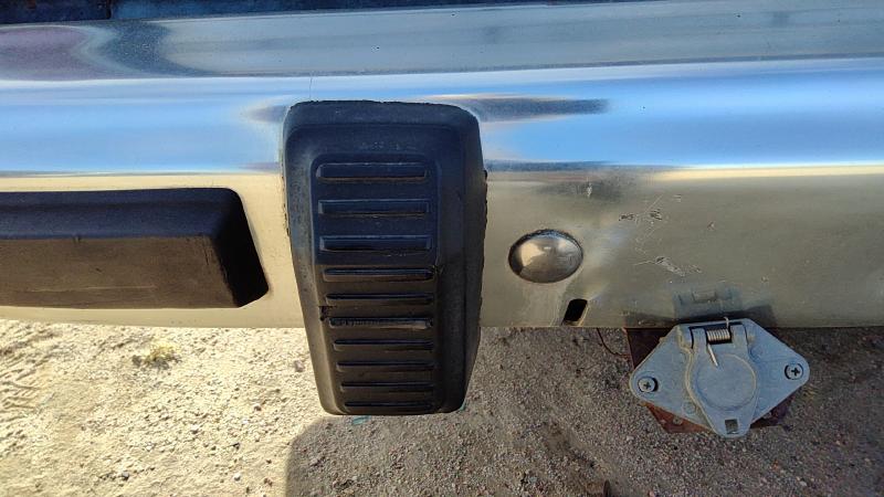 1979-1991 Jeep Grand Wagoneer Rear Bumper Assembly