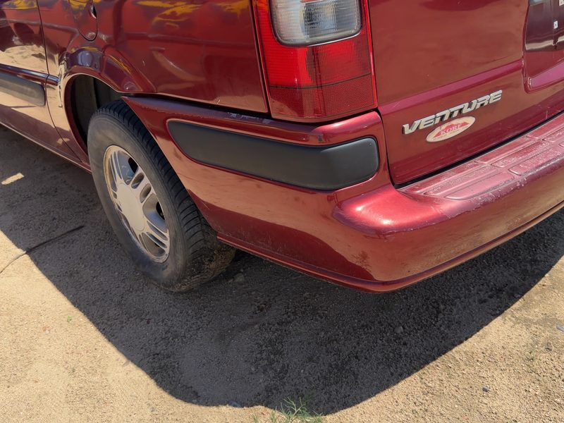 2002-2005 Chevrolet Venture Rear Bumper Assembly