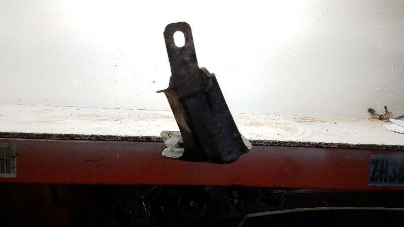 1995-1997 Continental (also See Mark Series) Radiator Support