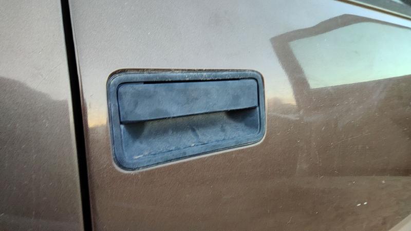 1994 Chevy/gmc Suburban 1500 Series Outside Door Handle RH