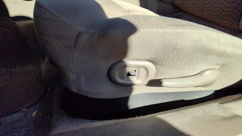 2004 Pontiac Grand Am Seat Track